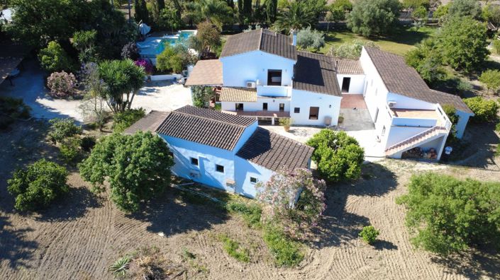 Image No.16-7 Bed Country House for sale