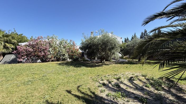 Image No.18-7 Bed Country House for sale