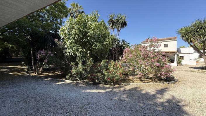 Image No.24-7 Bed Country House for sale