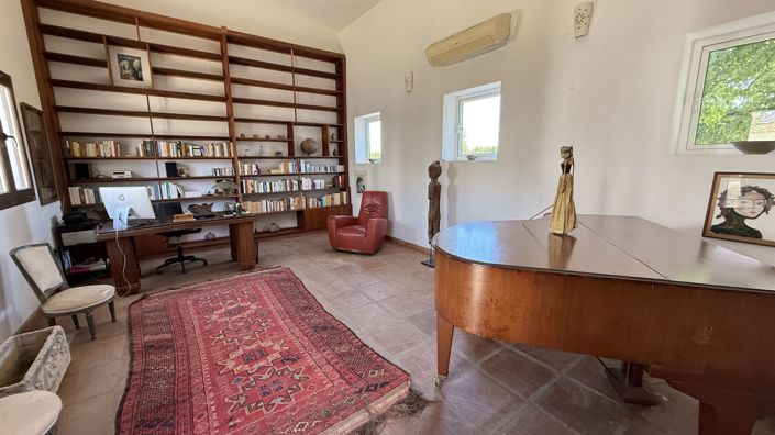 Image No.8-7 Bed Country House for sale