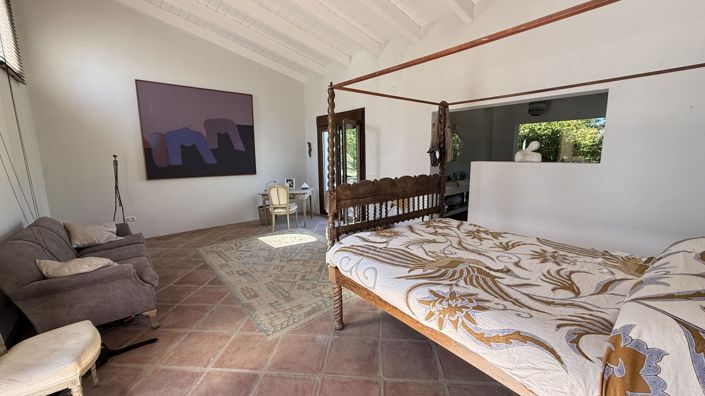 Image No.9-7 Bed Country House for sale