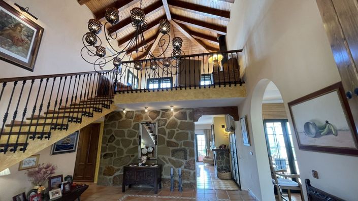 Image No.7-5 Bed Country House for sale