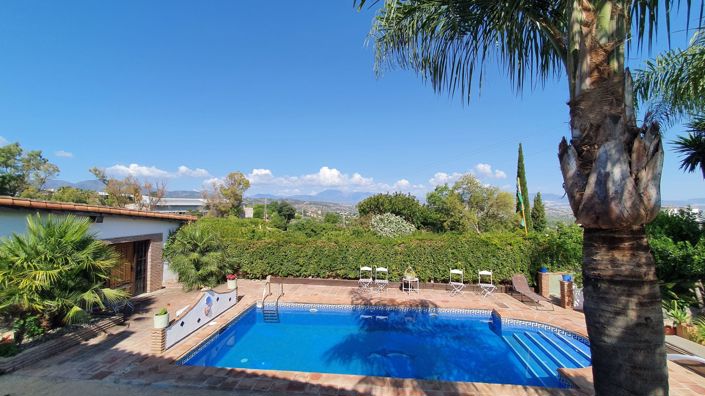 Image No.31-11 Bed Country House for sale