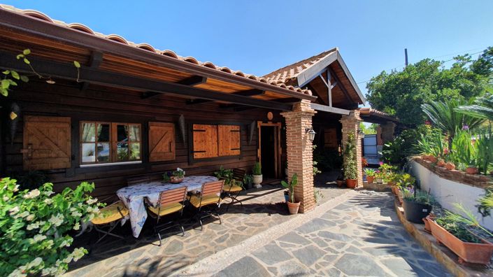 Image No.42-11 Bed Country House for sale