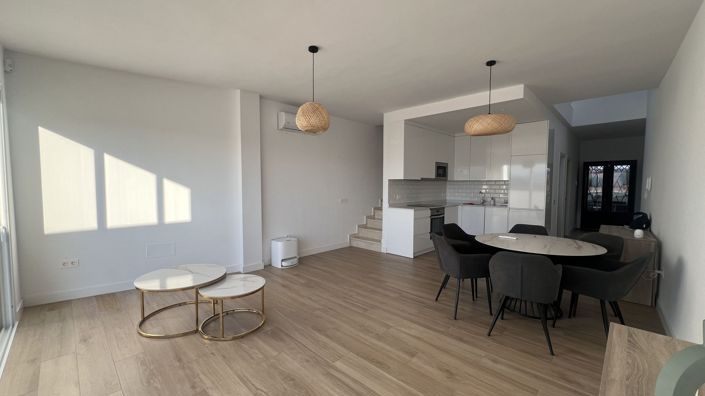 Image No.7-3 Bed Townhouse for sale