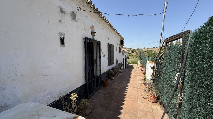 Image No.17-4 Bed Country House for sale