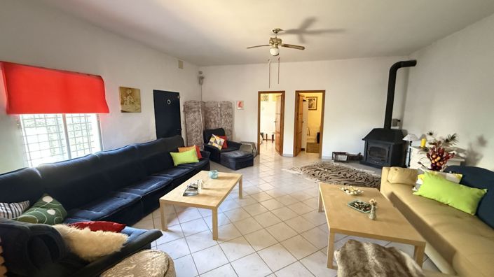 Image No.7-4 Bed Country House for sale