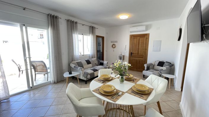 Image No.29-5 Bed Townhouse for sale