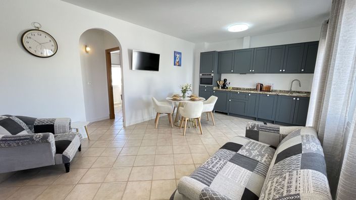 Image No.30-5 Bed Townhouse for sale