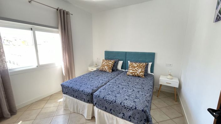 Image No.35-5 Bed Townhouse for sale