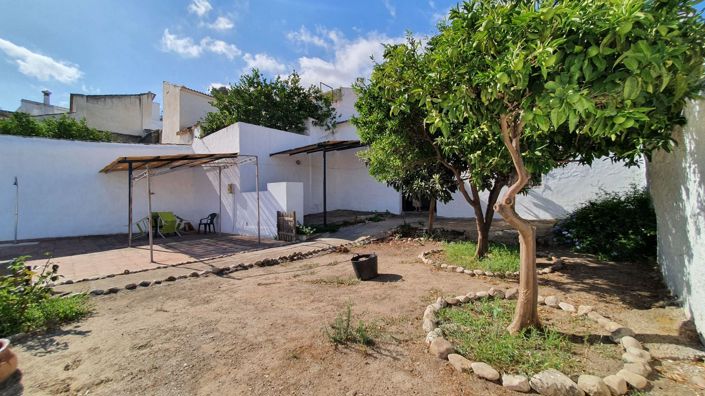 Image No.7-4 Bed Townhouse for sale