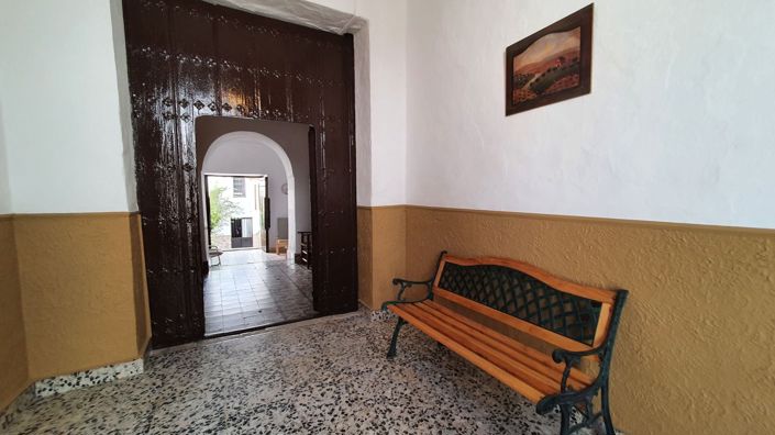 Image No.8-4 Bed Townhouse for sale