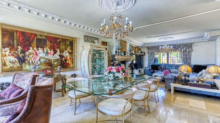 Image No.12-8 Bed Country House for sale