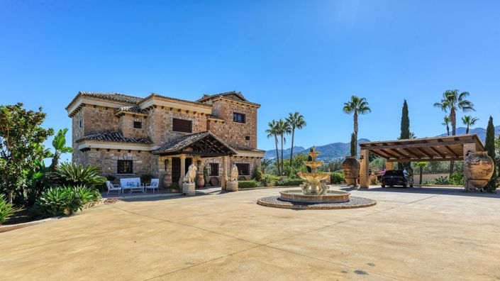 Image No.4-8 Bed Country House for sale