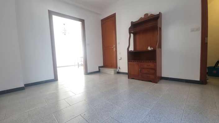 Image No.6-4 Bed Townhouse for sale