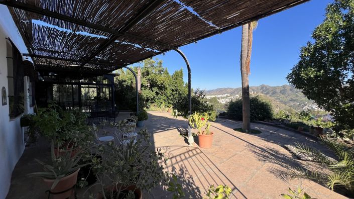 Image No.4-5 Bed Country House for sale