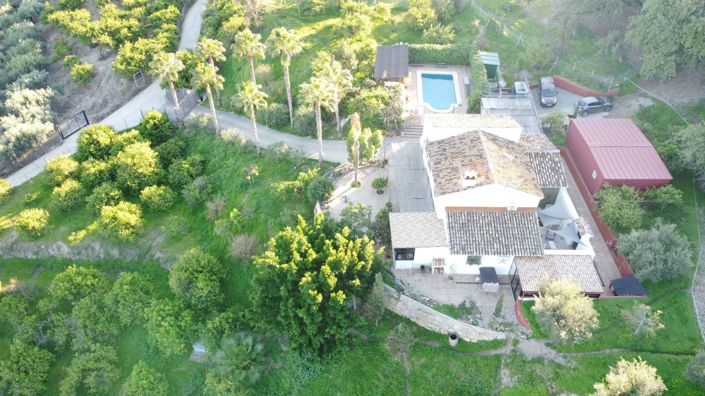 Image No.7-5 Bed Country House for sale