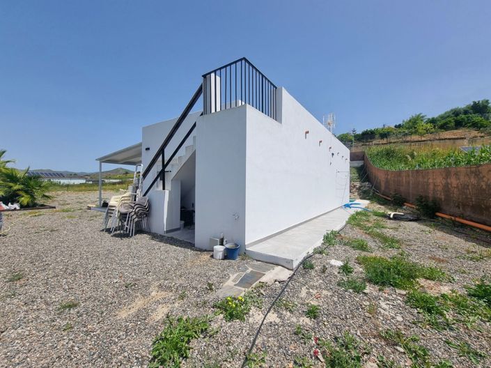 Image No.15-2 Bed Country House for sale