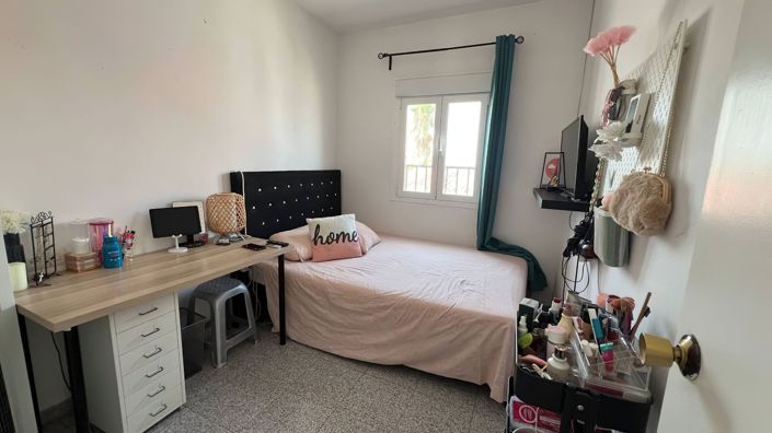 Image No.21-5 Bed Townhouse for sale