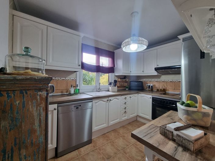 Image No.33-9 Bed Country House for sale