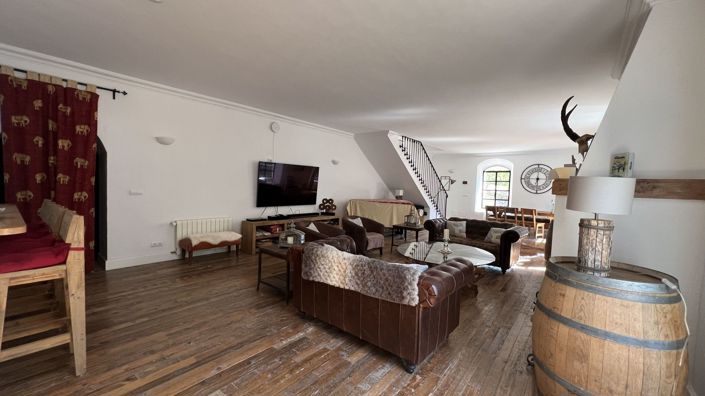 Image No.24-6 Bed Country House for sale