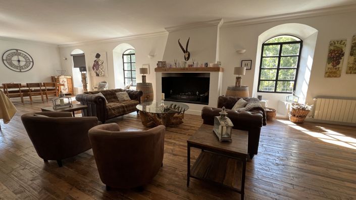 Image No.25-6 Bed Country House for sale