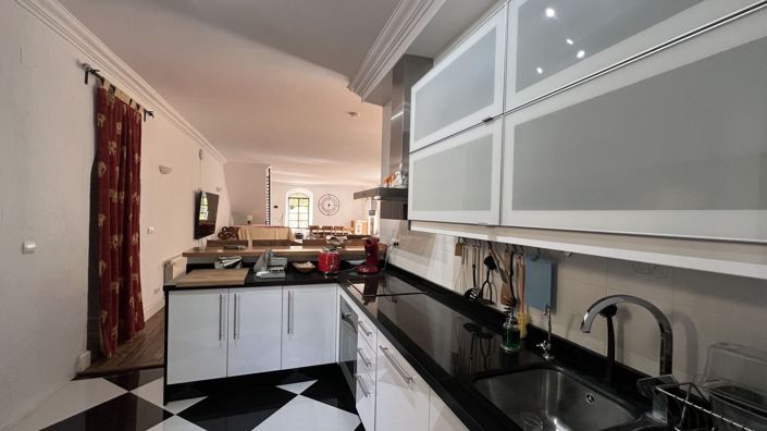 Image No.29-6 Bed Country House for sale