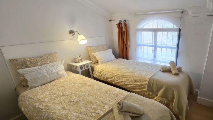 Image No.43-6 Bed Country House for sale