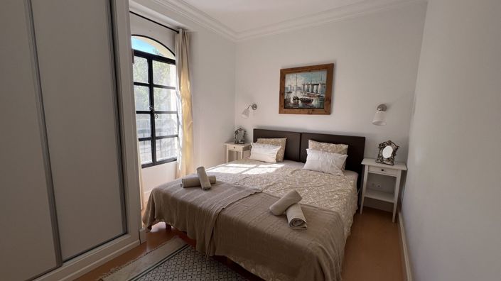 Image No.50-6 Bed Country House for sale