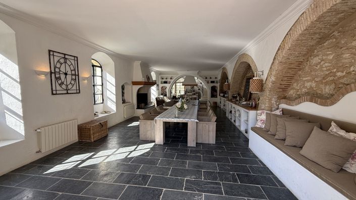 Image No.6-6 Bed Country House for sale