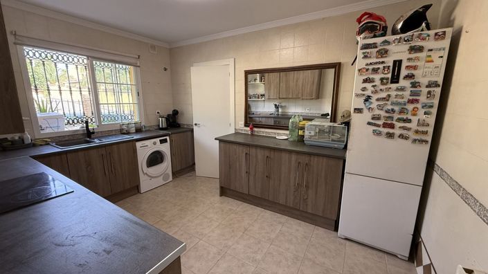 Image No.7-5 Bed Villa for sale