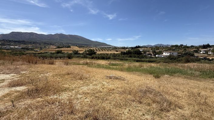 Image No.22-3 Bed Country House for sale