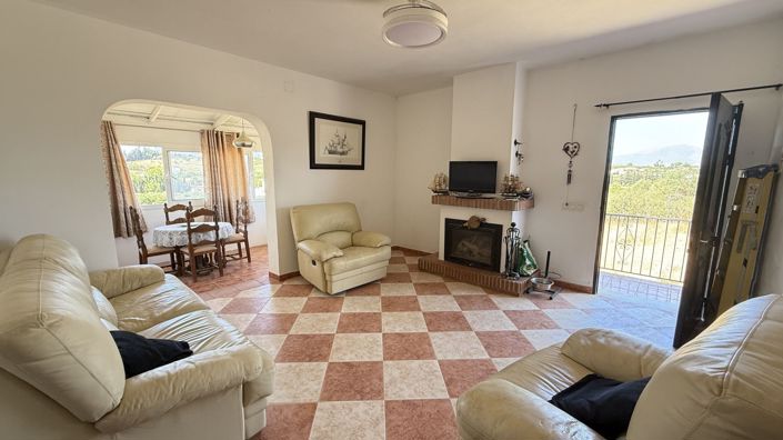 Image No.5-3 Bed Country House for sale