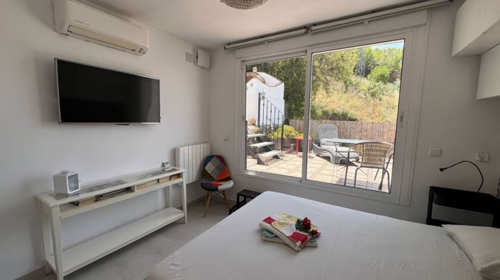 Image No.12-4 Bed Townhouse for sale