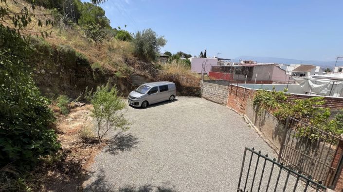 Image No.28-4 Bed Townhouse for sale