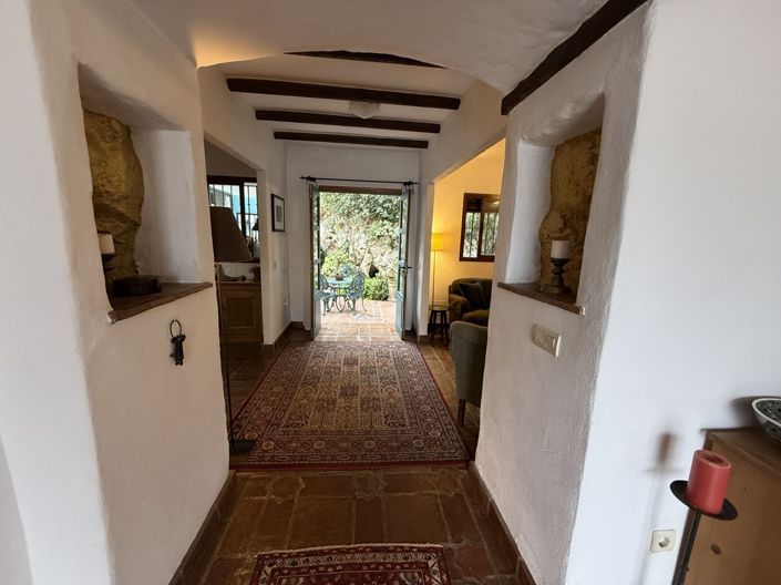 Image No.13-3 Bed Townhouse for sale