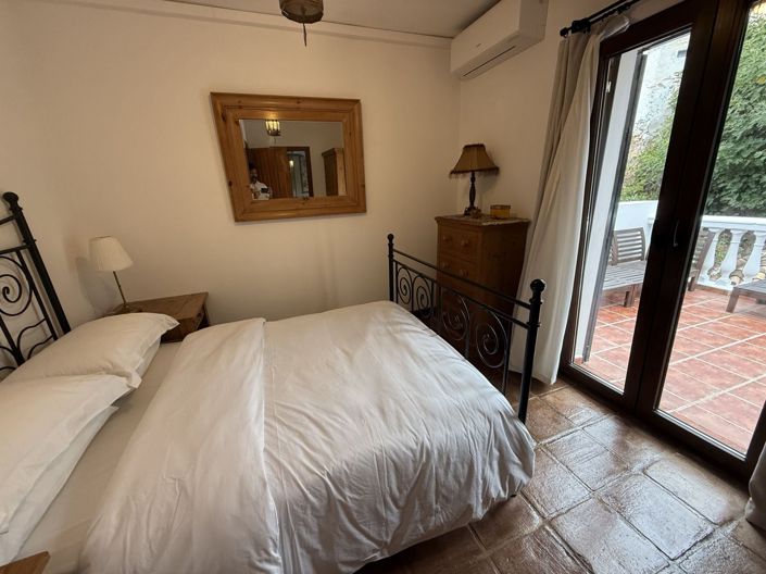 Image No.15-3 Bed Townhouse for sale