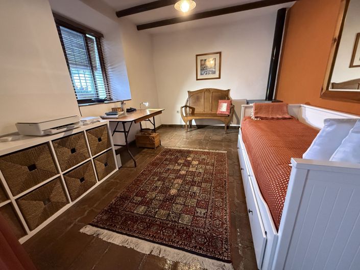 Image No.17-3 Bed Townhouse for sale