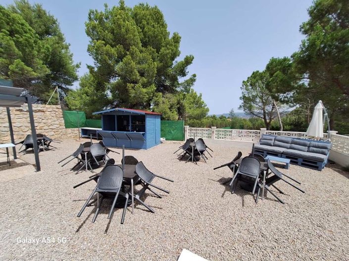 Image No.38-9 Bed Commercial for sale