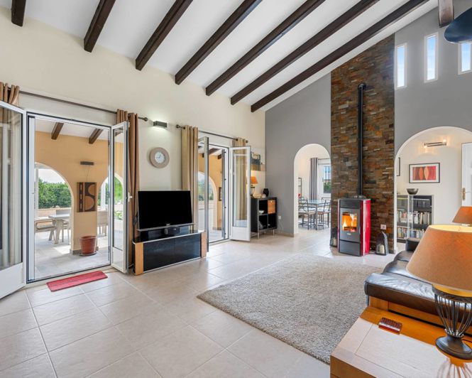 Image No.8-2 Bed Bungalow for sale