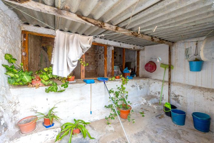 Image No.15-4 Bed Country House for sale