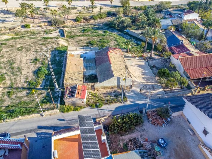 Image No.26-4 Bed Country House for sale