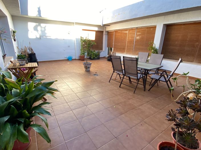 Image No.3-3 Bed Townhouse for sale