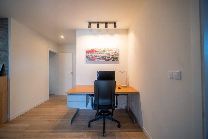 Image No.12-4 Bed Villa for sale