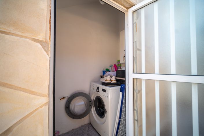 Image No.18-4 Bed Villa for sale