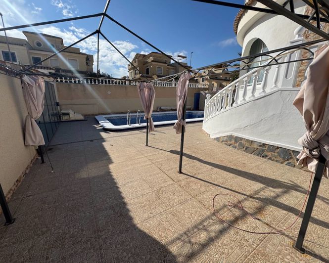 Image No.24-4 Bed Villa for sale