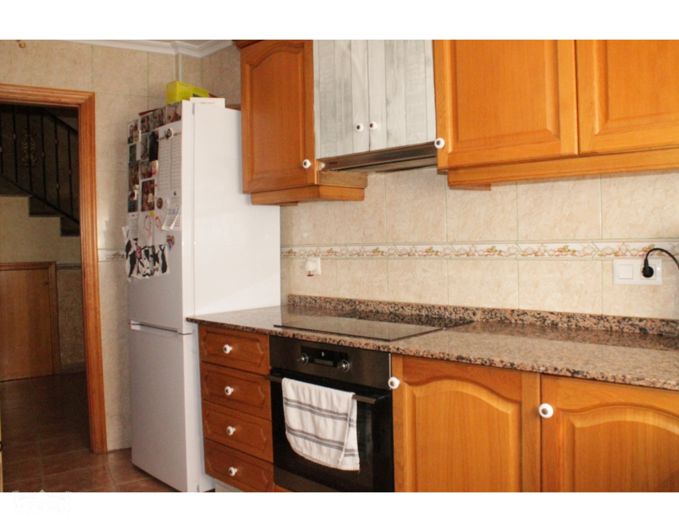 Image No.11-3 Bed Townhouse for sale