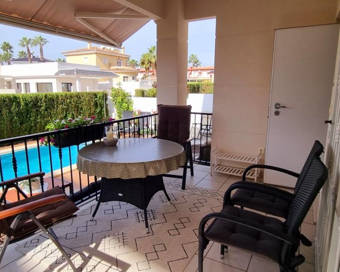 Image No.3-3 Bed Villa for sale