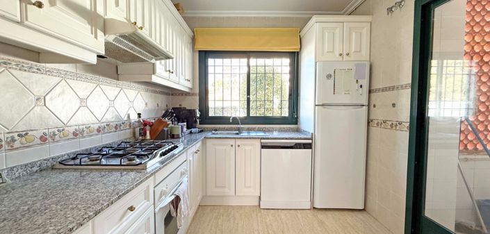 Image No.23-2 Bed Apartment for sale