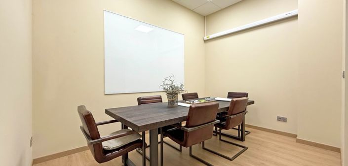 Image No.3-1 Bed Commercial for sale